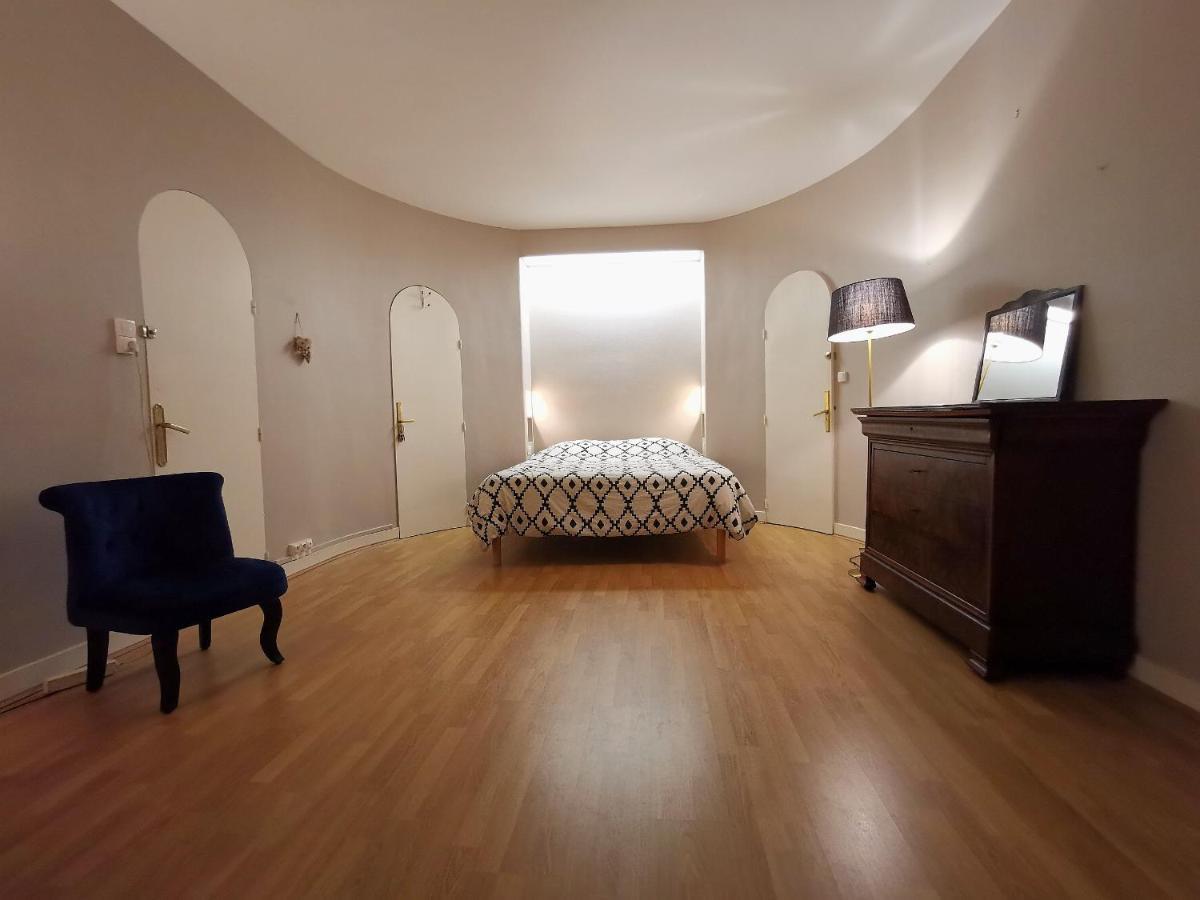 Chambres D'Hotes La Maison Blanche Saint-Junien Dış mekan fotoğraf